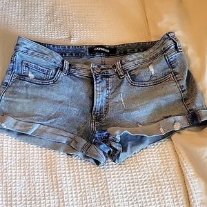 Express shortie blue jean shorts